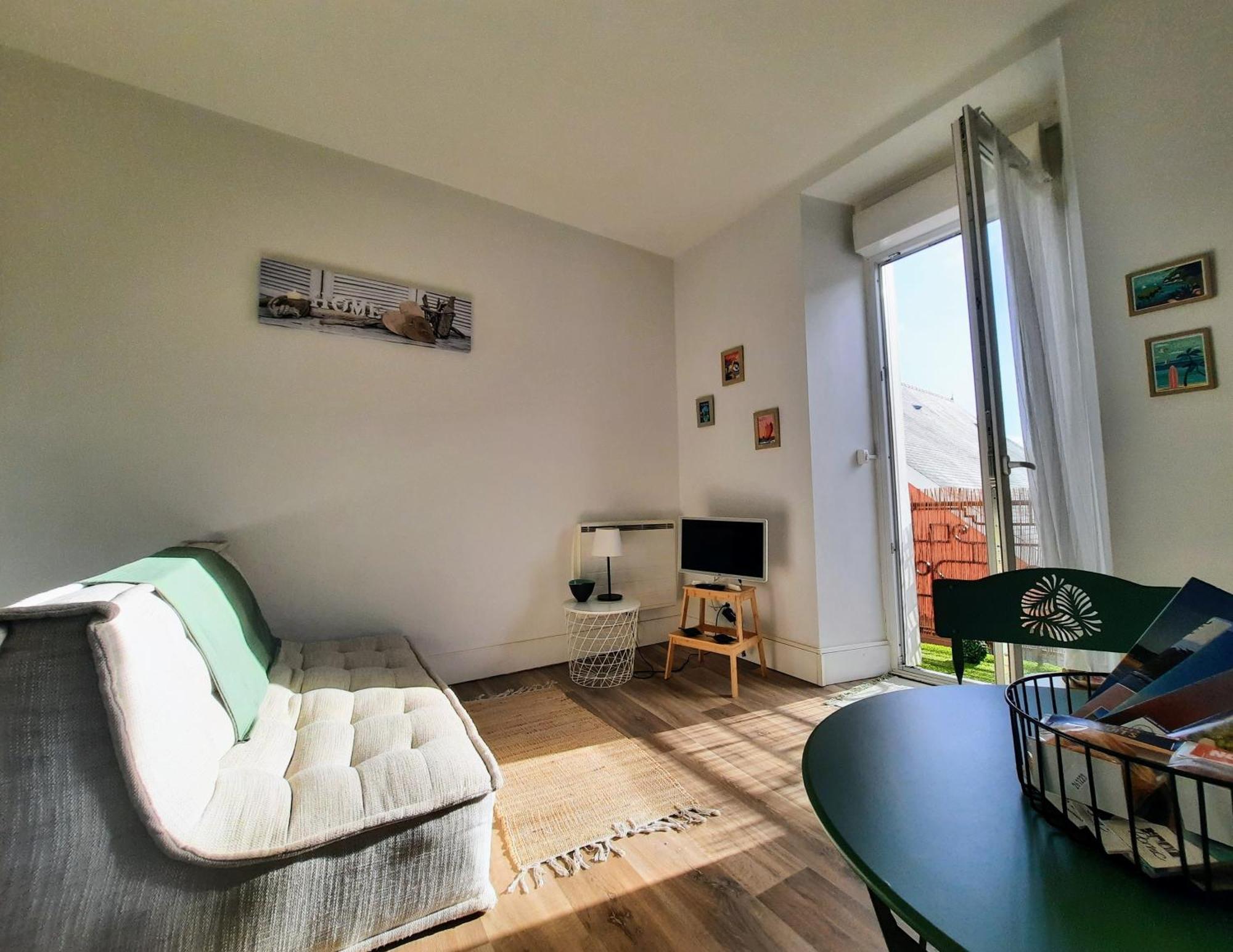 Le Studio D'En O, Au Coeur De La Haute Ville De Pornic. Extérieur photo